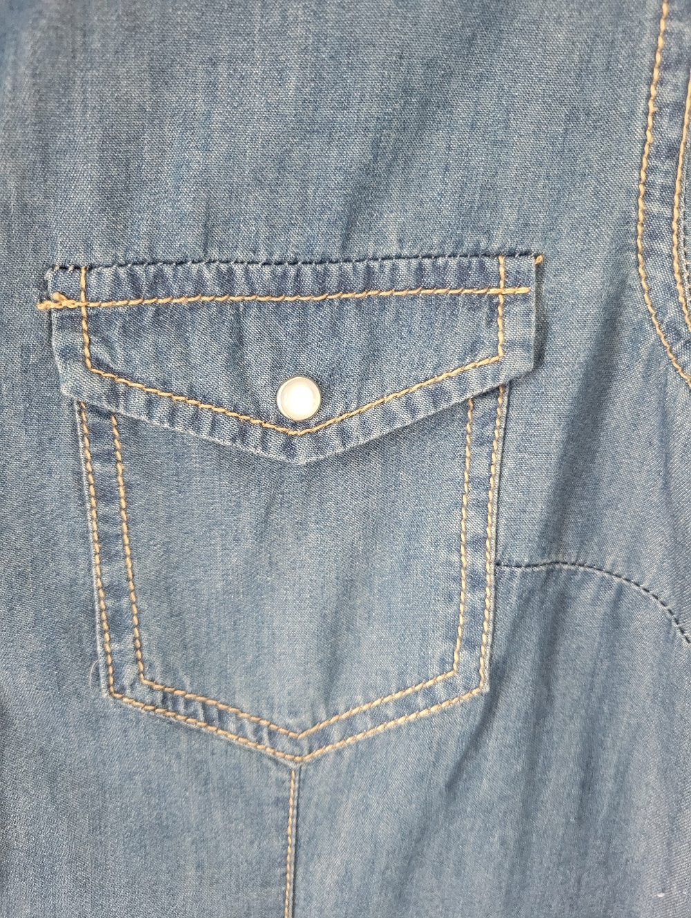 NWOT DR2 100% Cotton Denim Button Up Sz S - Picture 5 of 9